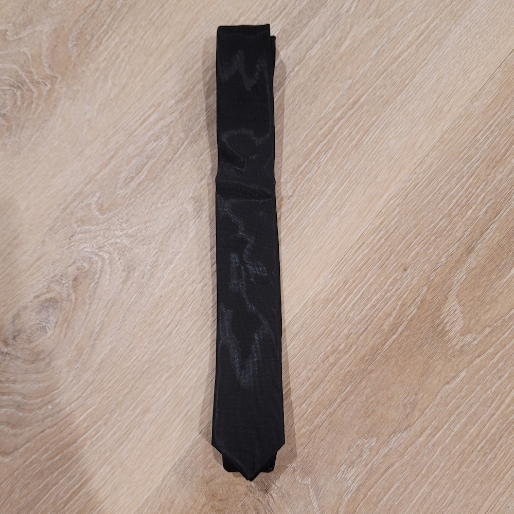 Calvin Klein Black Tie